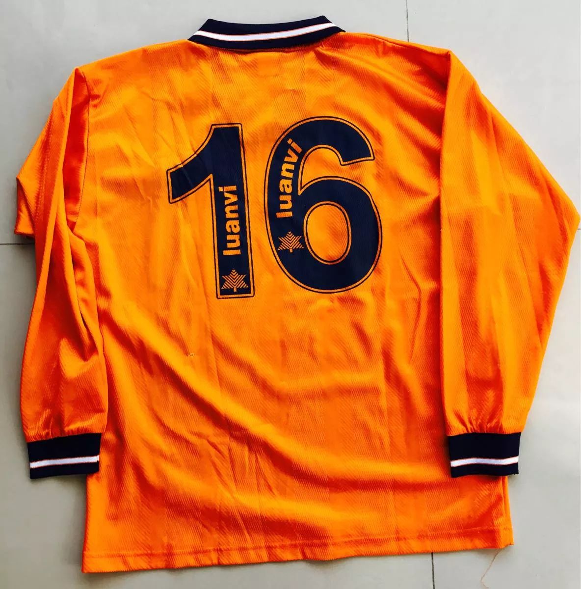 maillot équipe de valence cf domicile 1998-1999 rétro maillot équipe de valence cf domicile 1998-1999 rétro