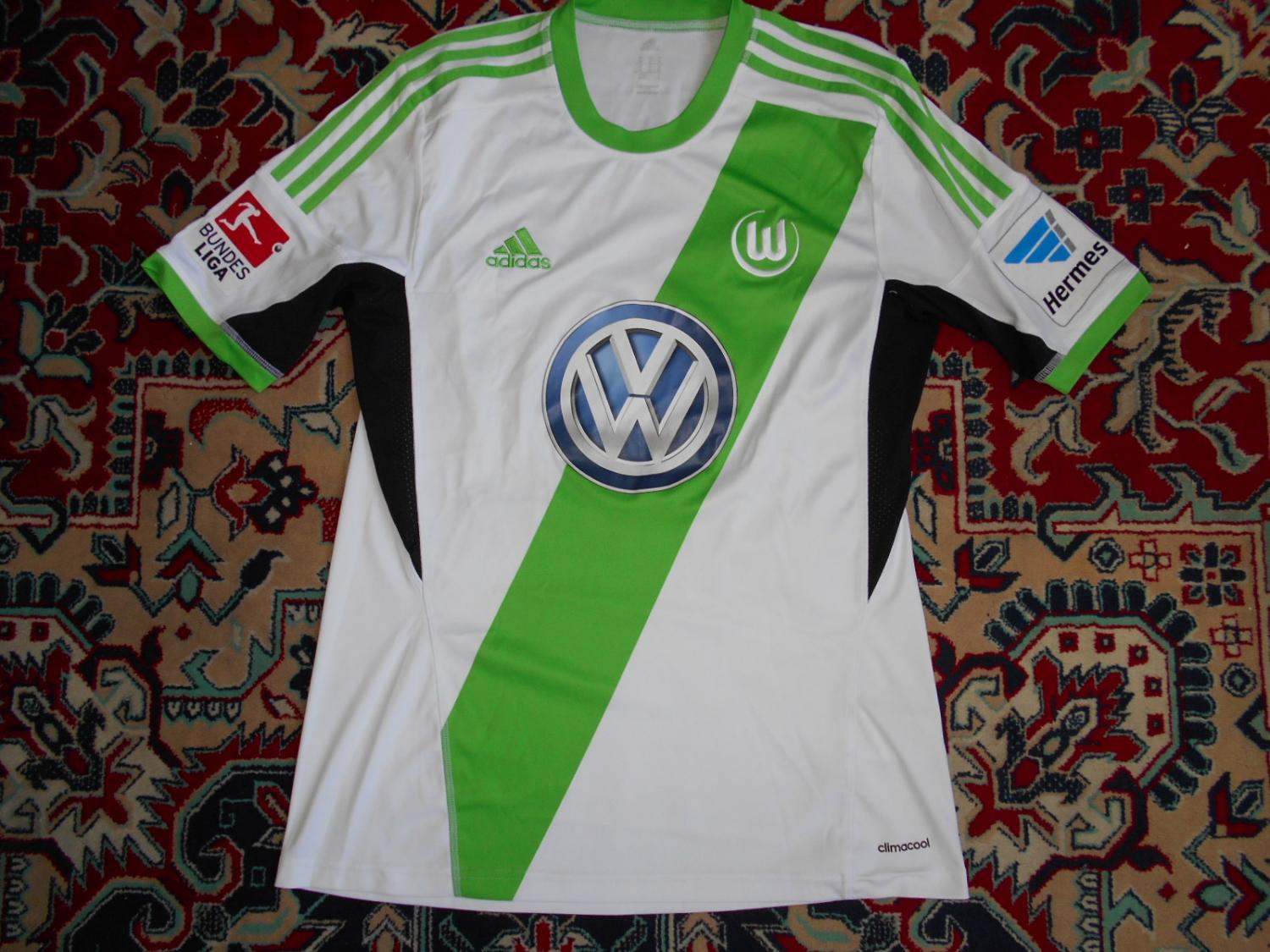 maillot équipe de vfl wolfsbourg domicile 2013-2014 rétro