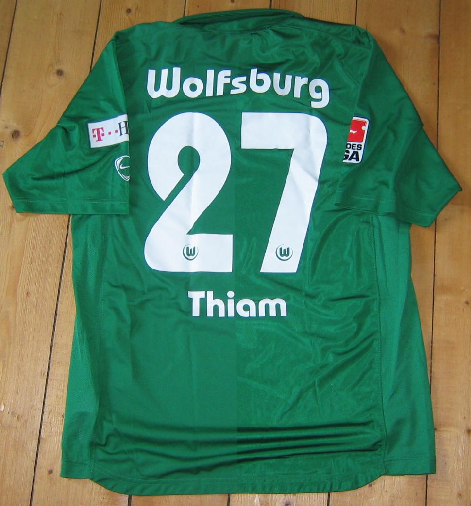 maillot équipe de vfl wolfsbourg third 2007-2008 rétro maillot équipe de vfl wolfsbourg third 2007-2008 rétro