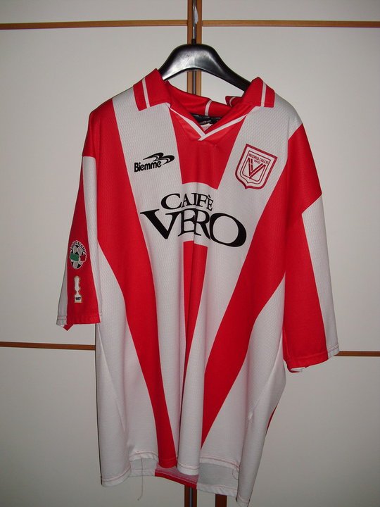 maillot équipe de vicenza calcio domicile 2004-2005 rétro