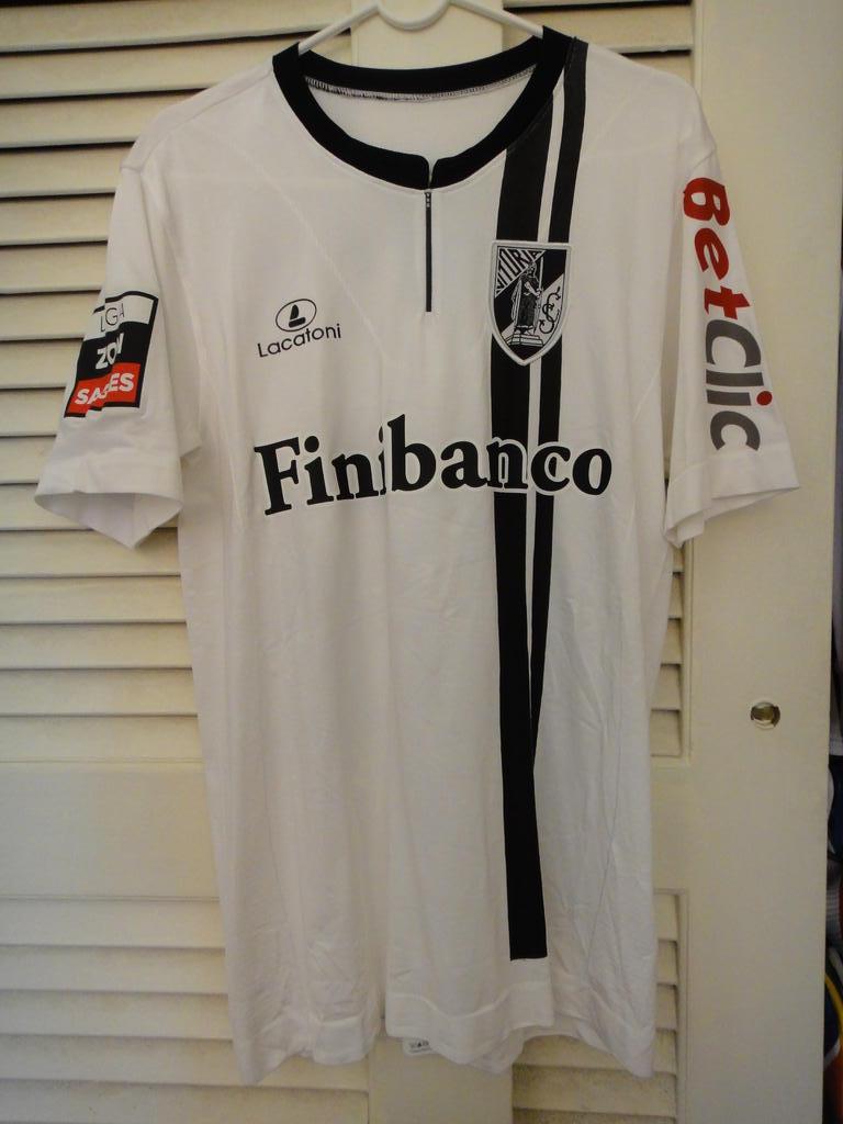 maillot équipe de vitória guimarães domicile 2010-2011 rétro