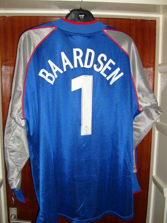 maillot équipe de watford fc gardien 2001-2002 rétro maillot équipe de watford fc gardien 2001-2002 rétro