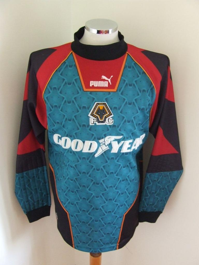 maillot équipe de wolverhampton wanderers gardien 1996-1998 pas cher