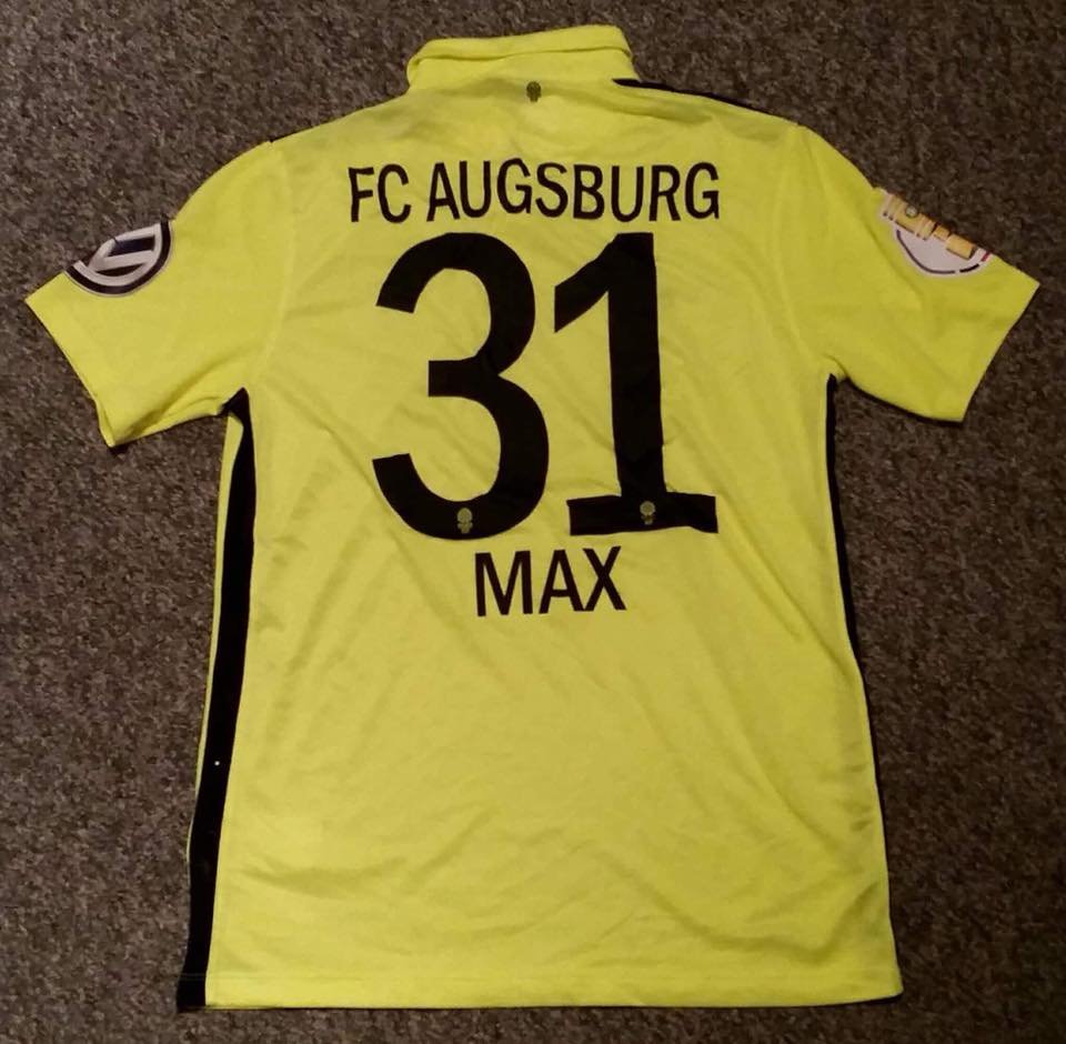 maillot fc augsbourg particulier 2015-2016 rétro maillot fc augsbourg particulier 2015-2016 rétro
