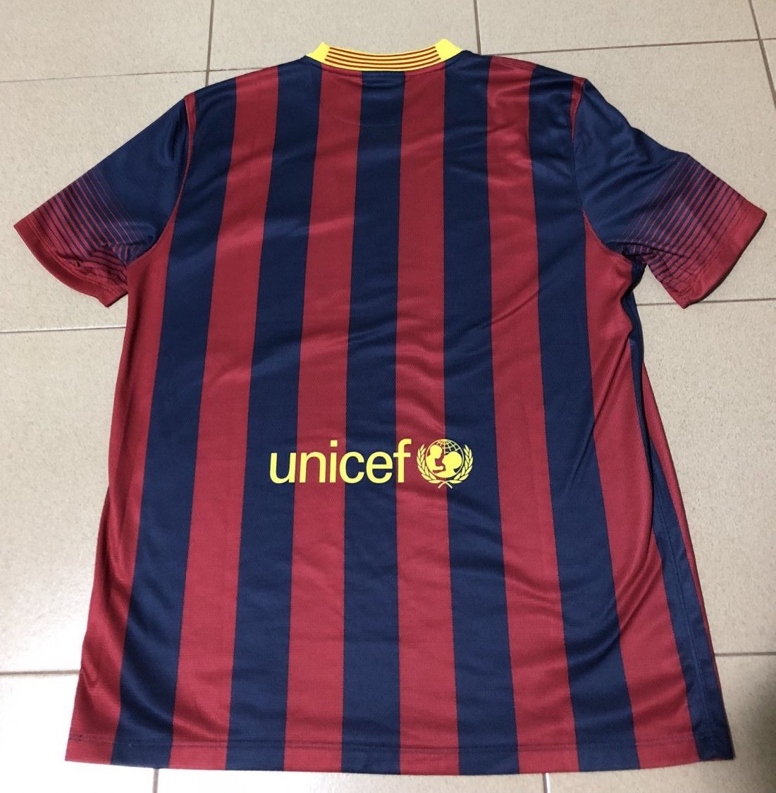 maillot fc barcelone domicile 2013-2014 pas cher maillot fc barcelone domicile 2013-2014 pas cher