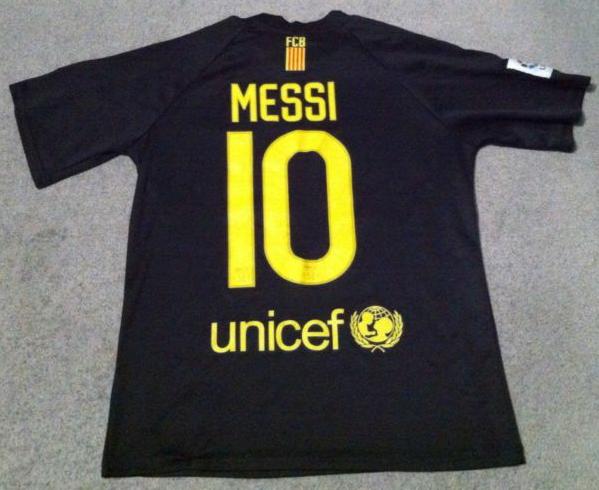 maillot fc barcelone exterieur 2011-2012 rétro maillot fc barcelone exterieur 2011-2012 rétro