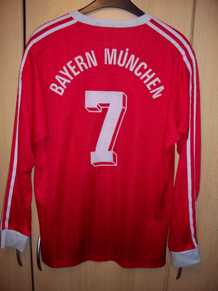 maillot fc bayern munich domicile 1990-1991 pas cher maillot fc bayern munich domicile 1990-1991 pas cher