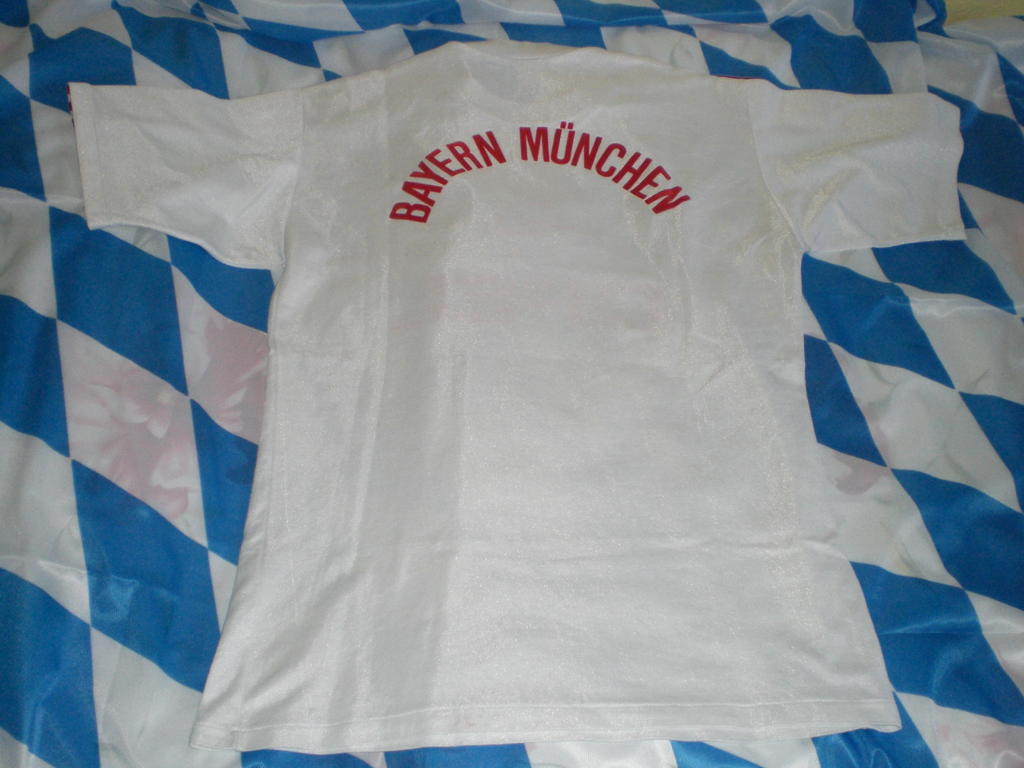 maillot fc bayern munich exterieur 1989-1991 pas cher maillot fc bayern munich exterieur 1989-1991 pas cher