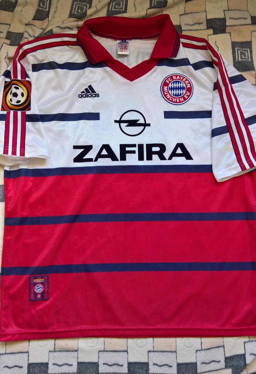 maillot fc bayern munich exterieur 1999 rétro