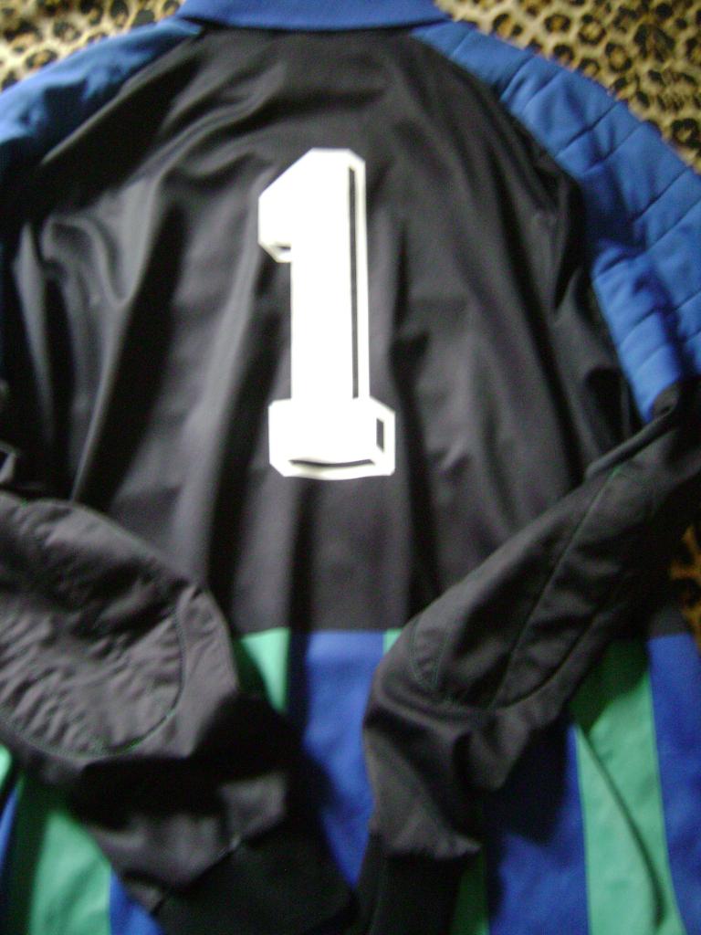 maillot fc bayern munich gardien 1991-1993 pas cher maillot fc bayern munich gardien 1991-1993 pas cher