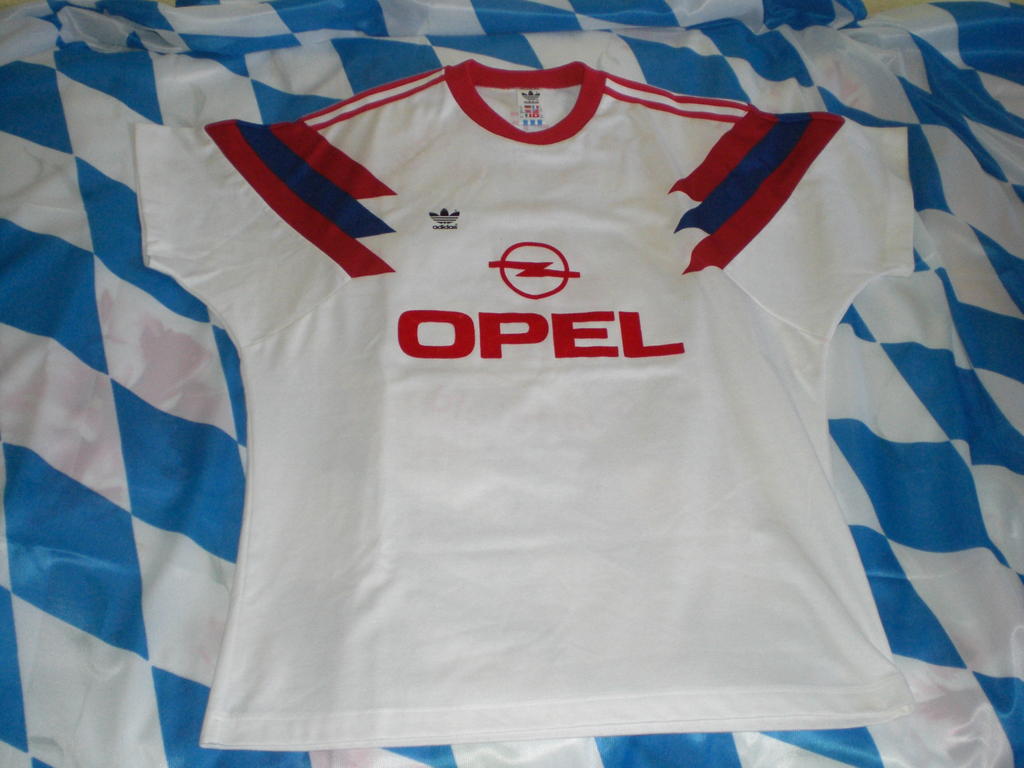 maillot fc bayern munich particulier 1991-1993 rétro