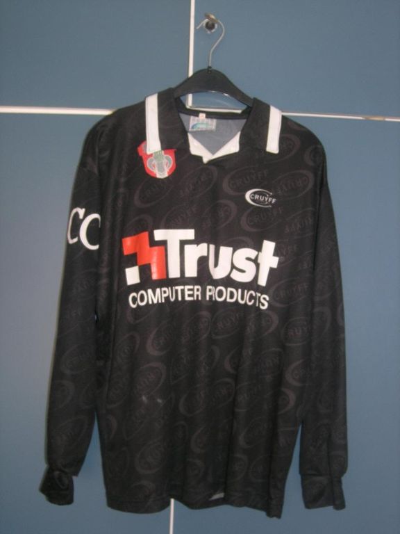 maillot fc dordrecht exterieur 2000-2001 rétro