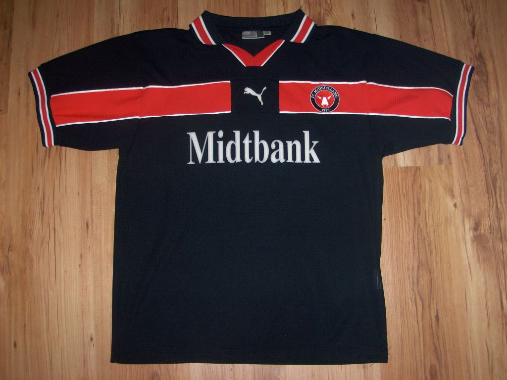 maillot fc midtjylland domicile 2003-2004 rétro