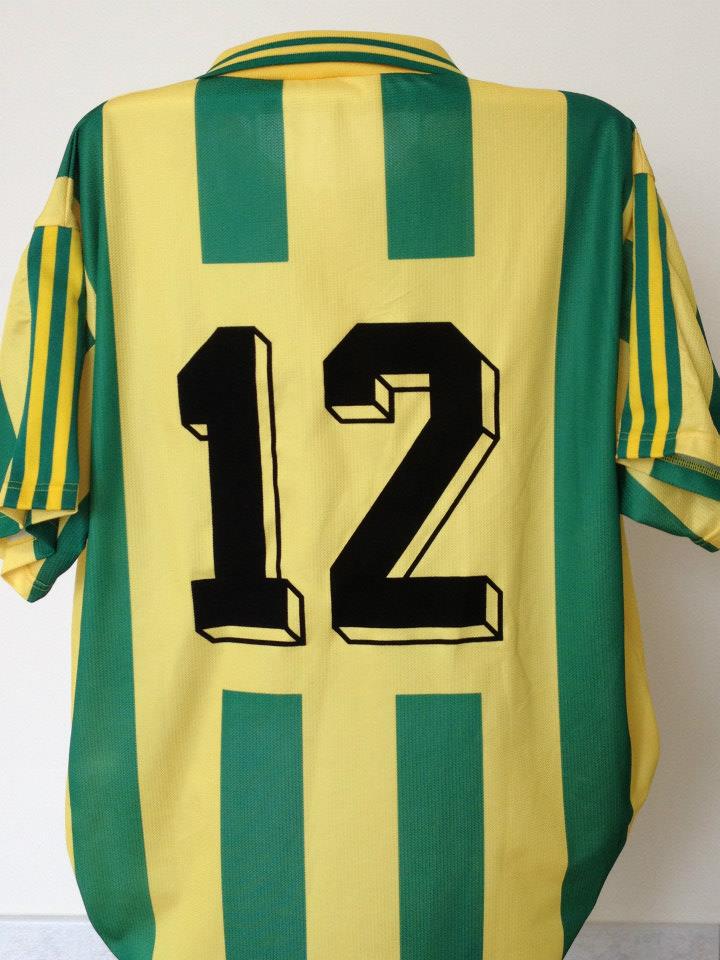maillot fc nantes domicile 1995-1996 rétro maillot fc nantes domicile 1995-1996 rétro