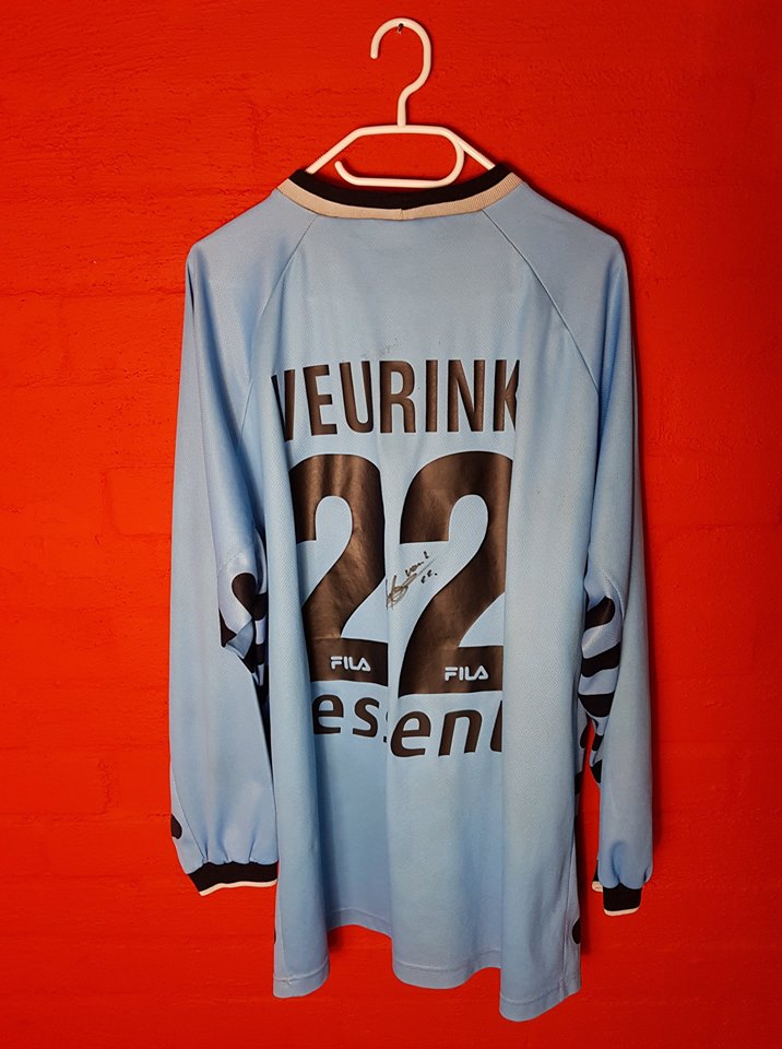 maillot fc twente gardien 1999-2000 rétro maillot fc twente gardien 1999-2000 rétro