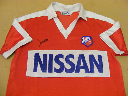 maillot fc utrecht domicile 1983-1984 rétro