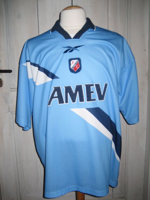 maillot fc utrecht exterieur 1999-2000 rétro