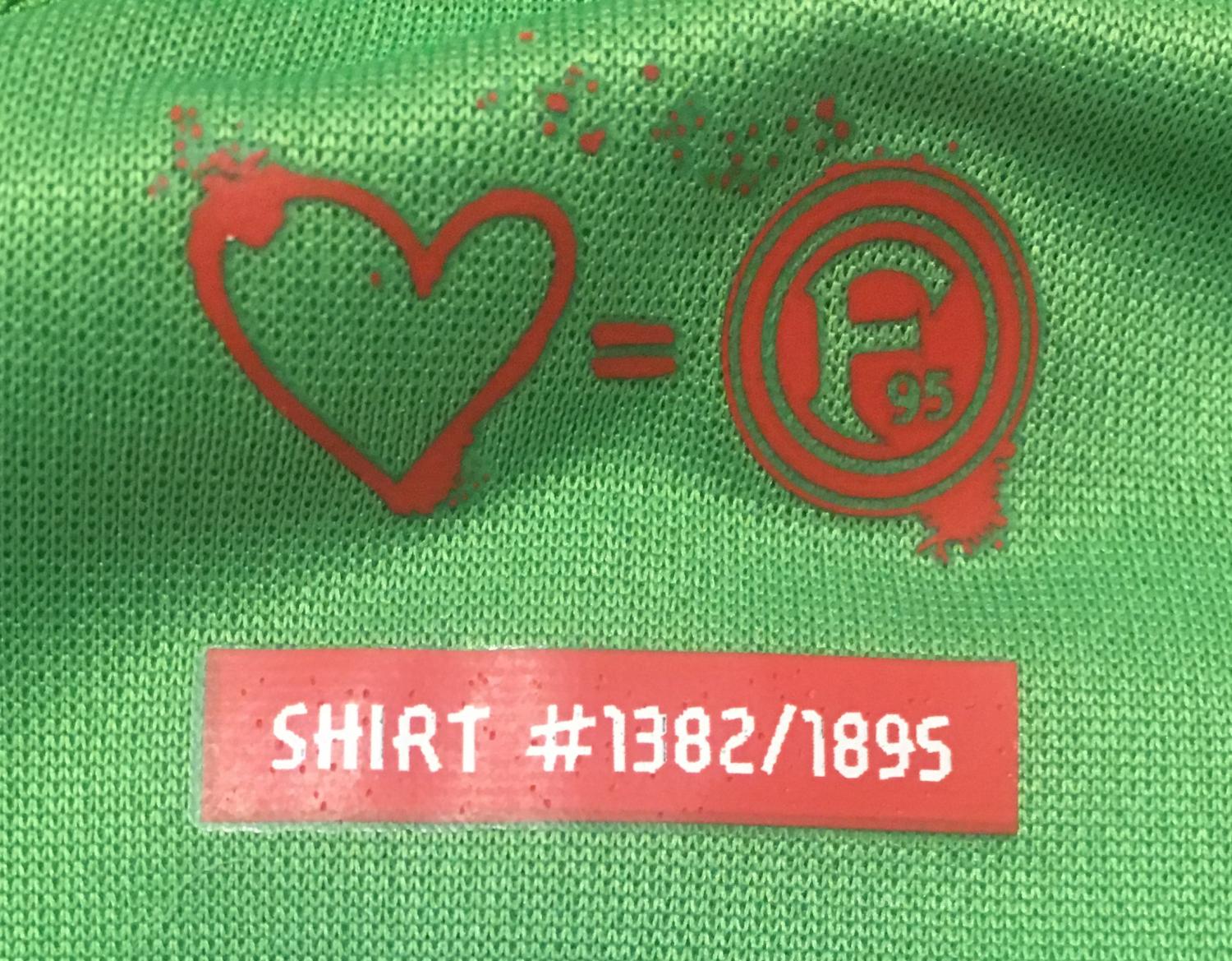 maillot fortuna düsseldorf third 2012-2013 pas cher maillot fortuna düsseldorf third 2012-2013 pas cher