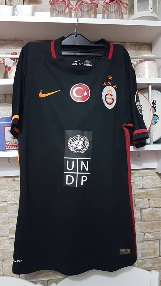 maillot galatasaray particulier 2015-2016 pas cher