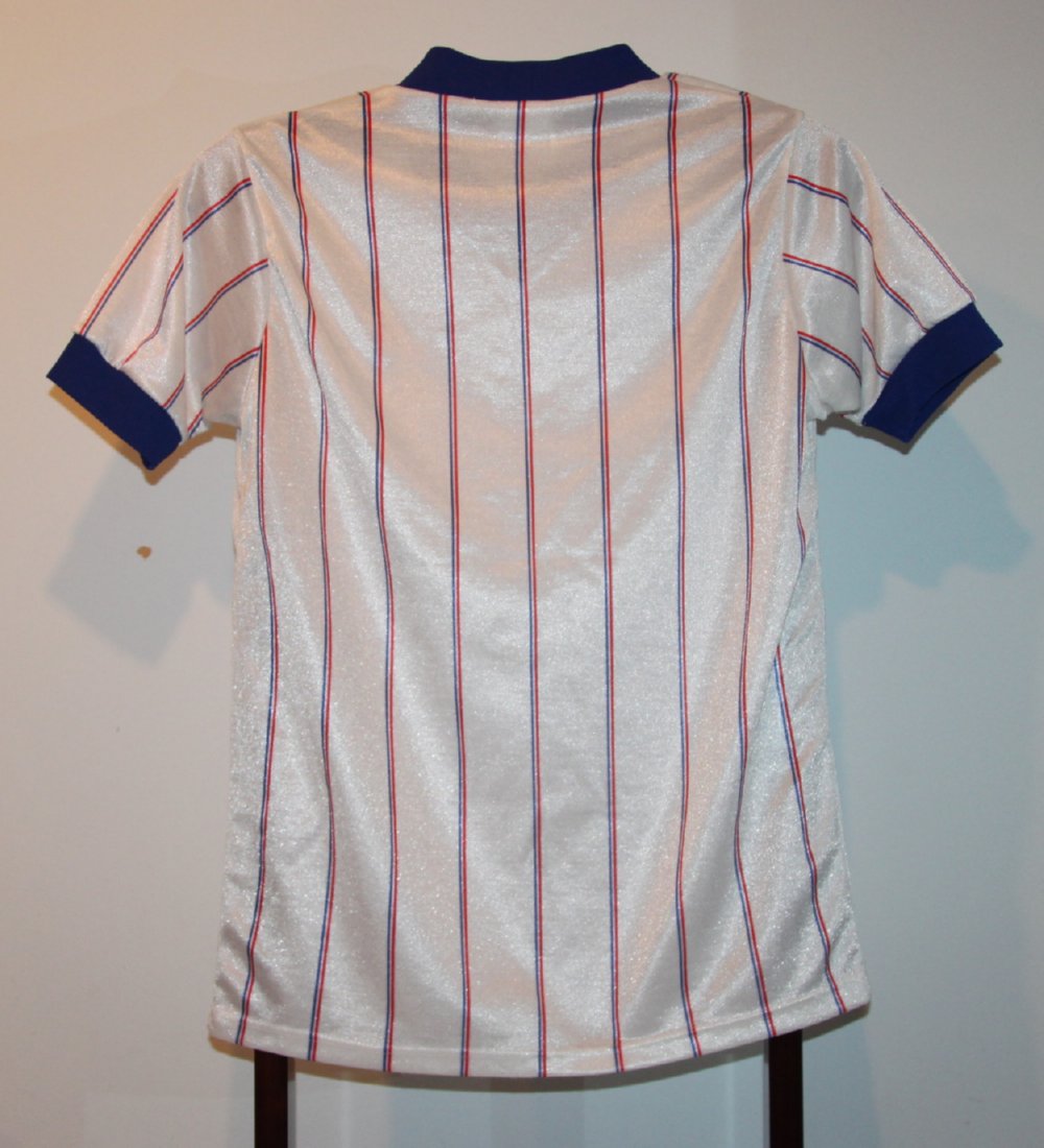 maillot glasgow rangers exterieur 1982-1983 rétro maillot glasgow rangers exterieur 1982-1983 rétro