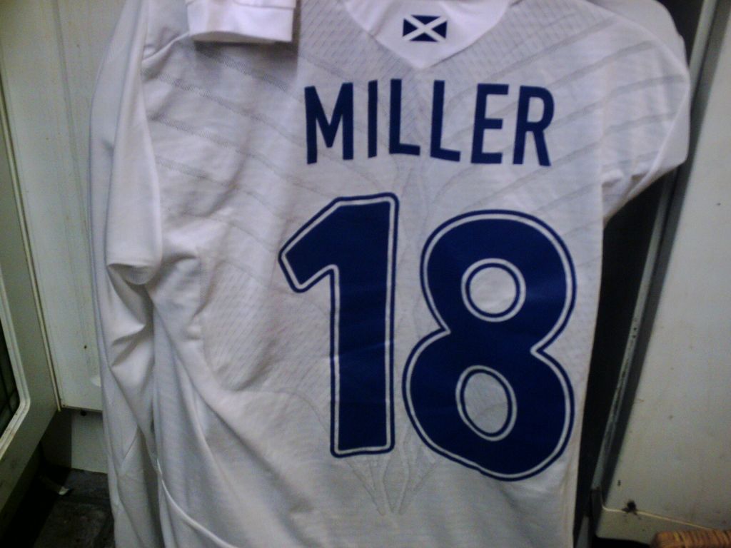 maillot glasgow rangers particulier 2008-2009 rétro maillot glasgow rangers particulier 2008-2009 rétro