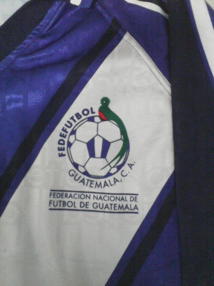 maillot guatemala réplique 2000 rétro