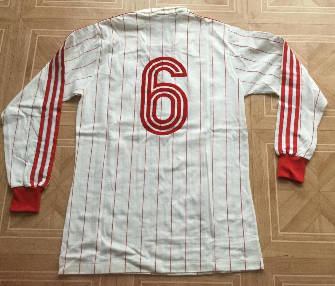 maillot hambourg sv domicile 1981-1983 pas cher maillot hambourg sv domicile 1981-1983 pas cher