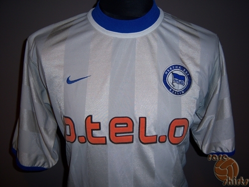 maillot hertha bsc exterieur 2000-2001 pas cher maillot hertha bsc exterieur 2000-2001 pas cher