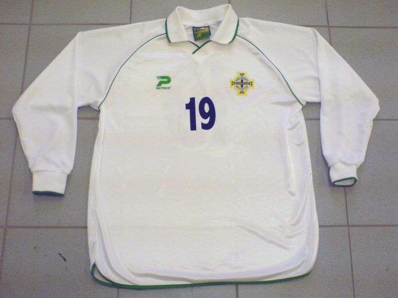 maillot irlande du nord exterieur 2002-2003 pas cher