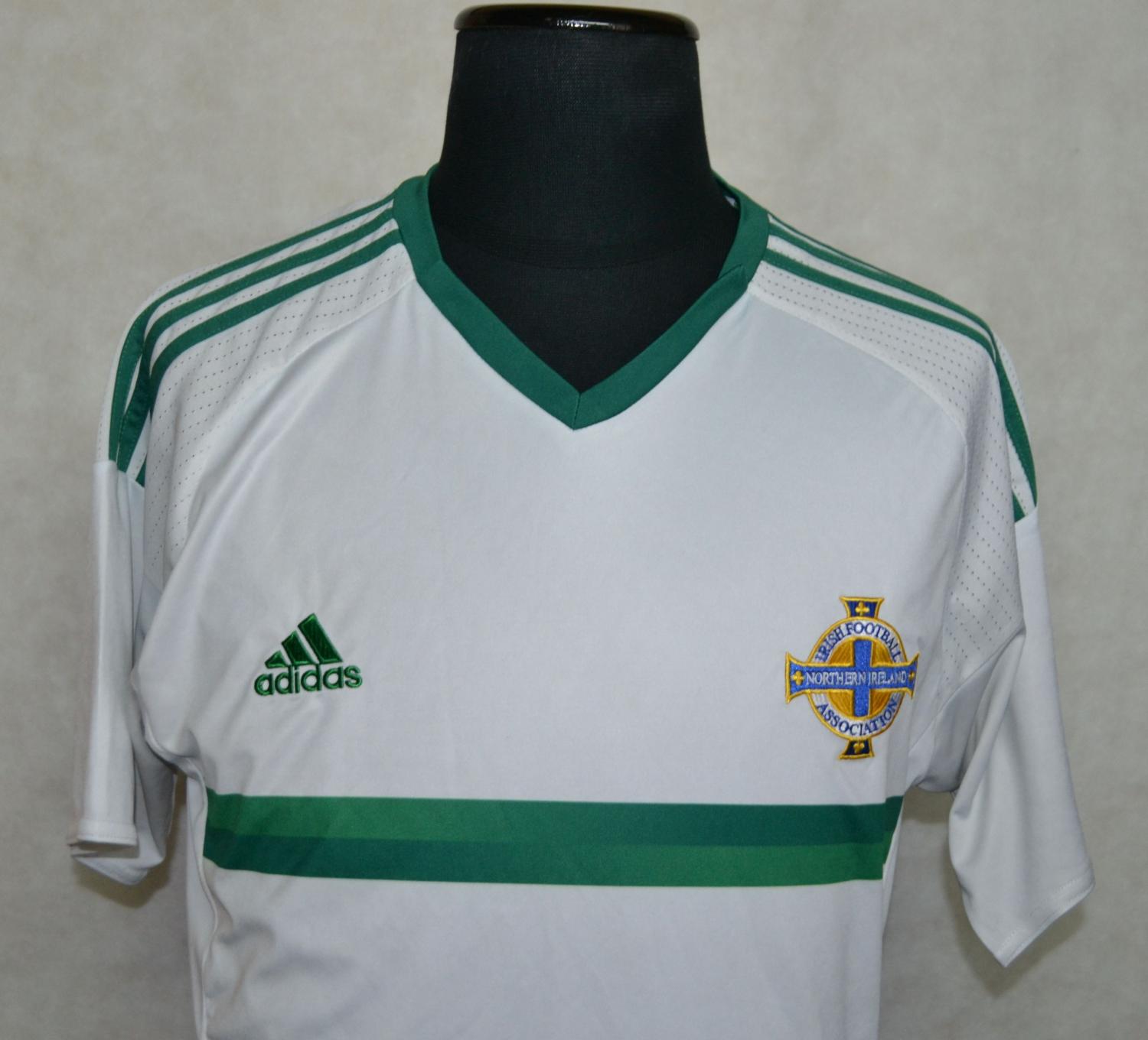maillot irlande du nord exterieur 2015-2017 rétro maillot irlande du nord exterieur 2015-2017 rétro