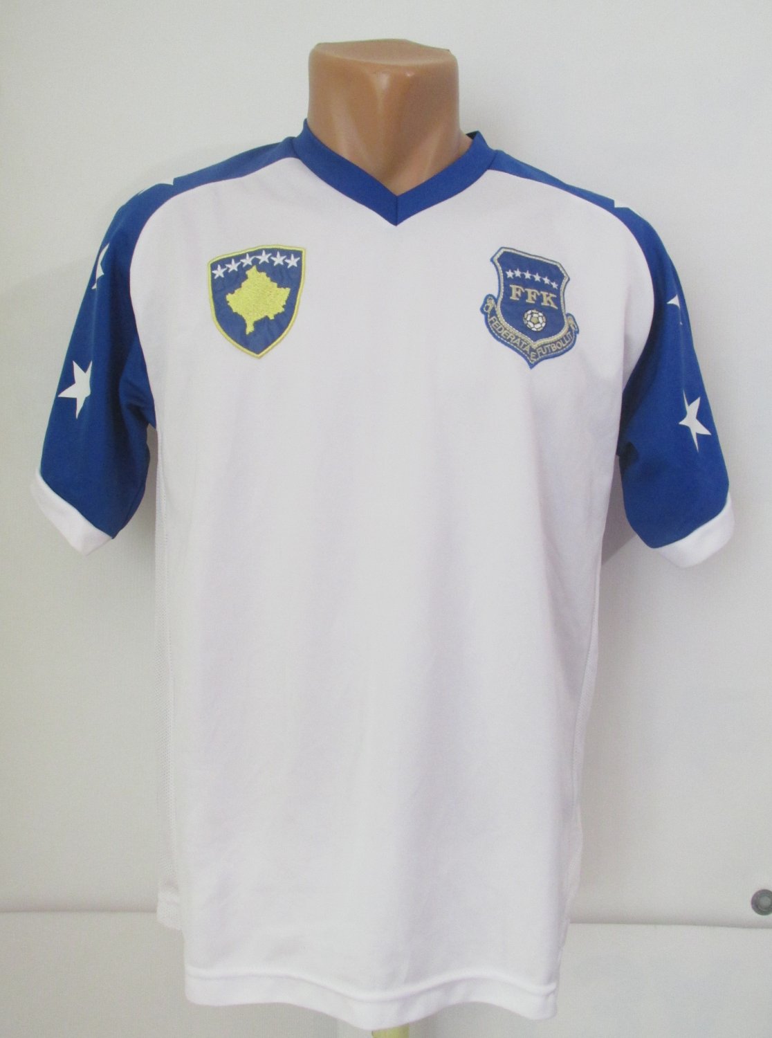 maillot kosovo exterieur 2000-2002 rétro