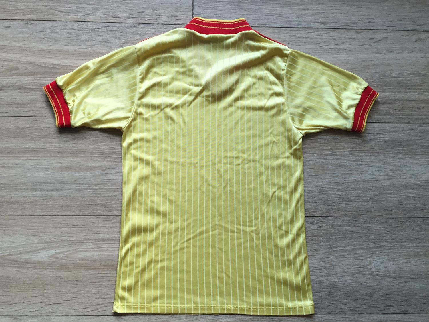 maillot liverpool fc exterieur 1984-1985 rétro maillot liverpool fc exterieur 1984-1985 rétro