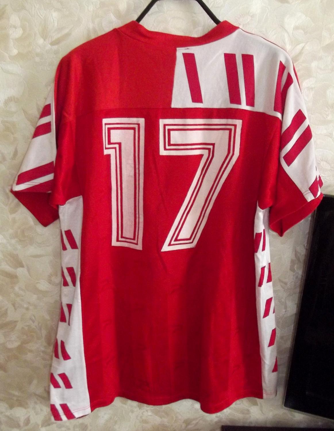 maillot lokomotiv moscou domicile 1993 pas cher maillot lokomotiv moscou domicile 1993 pas cher