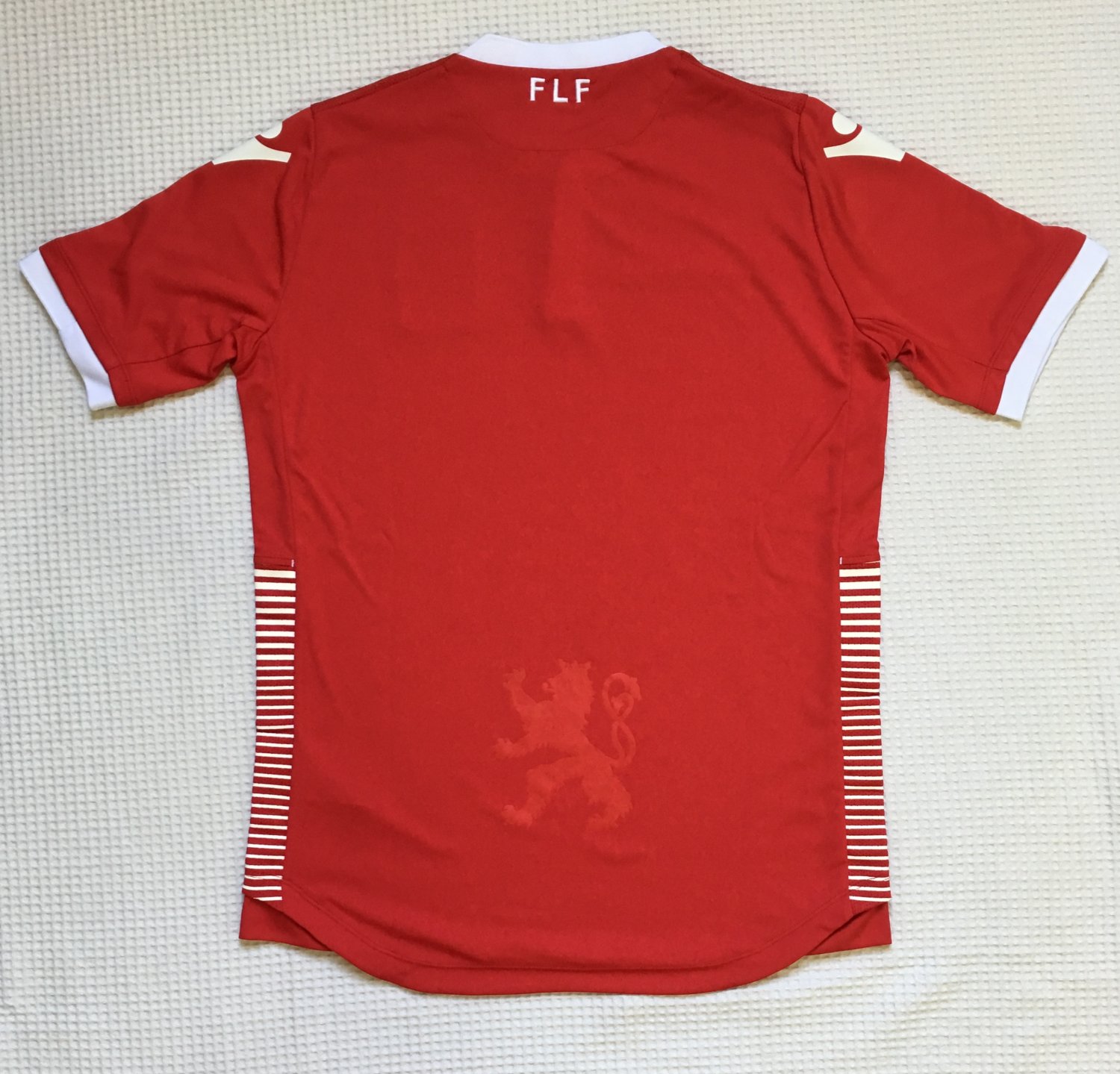maillot luxembourg domicile 2018-2019 rétro maillot luxembourg domicile 2018-2019 rétro