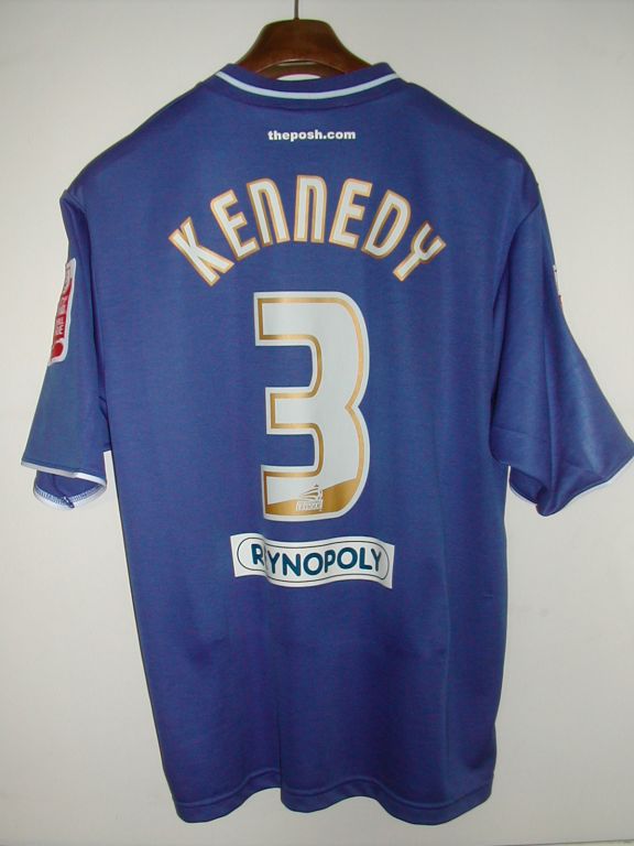 maillot peterborough united domicile 2005-2006 pas cher maillot peterborough united domicile 2005-2006 pas cher