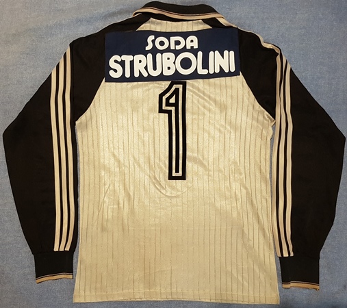 maillot quilmes ac gardien 1989-1990 rétro maillot quilmes ac gardien 1989-1990 rétro