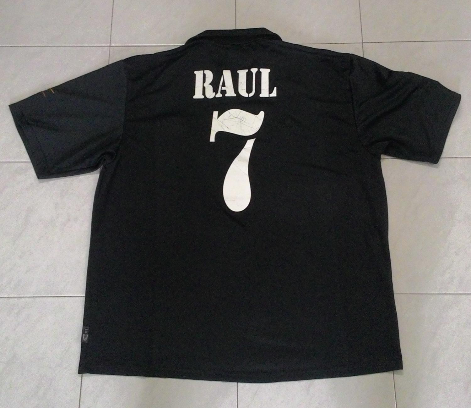 maillot real madrid exterieur 2001-2002 pas cher maillot real madrid exterieur 2001-2002 pas cher