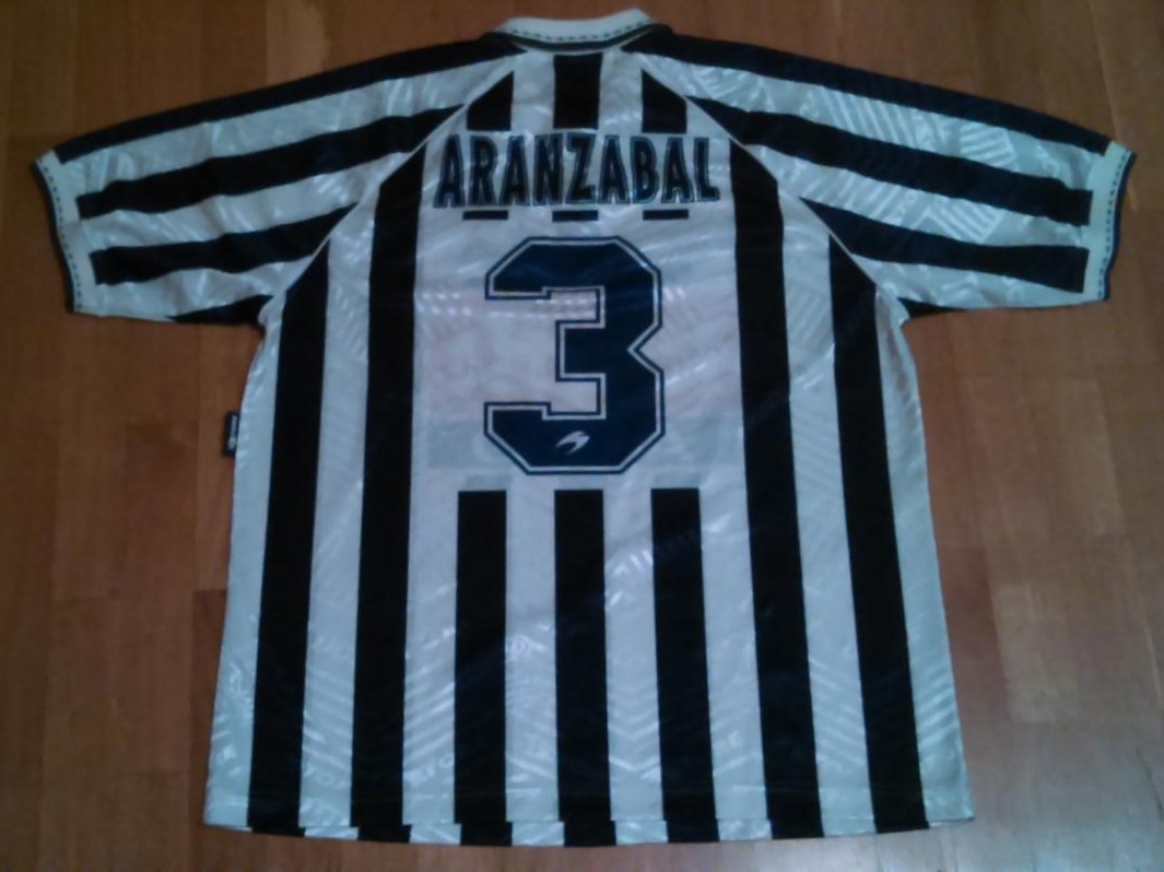 maillot real sociedad domicile 1995-1998 pas cher maillot real sociedad domicile 1995-1998 pas cher