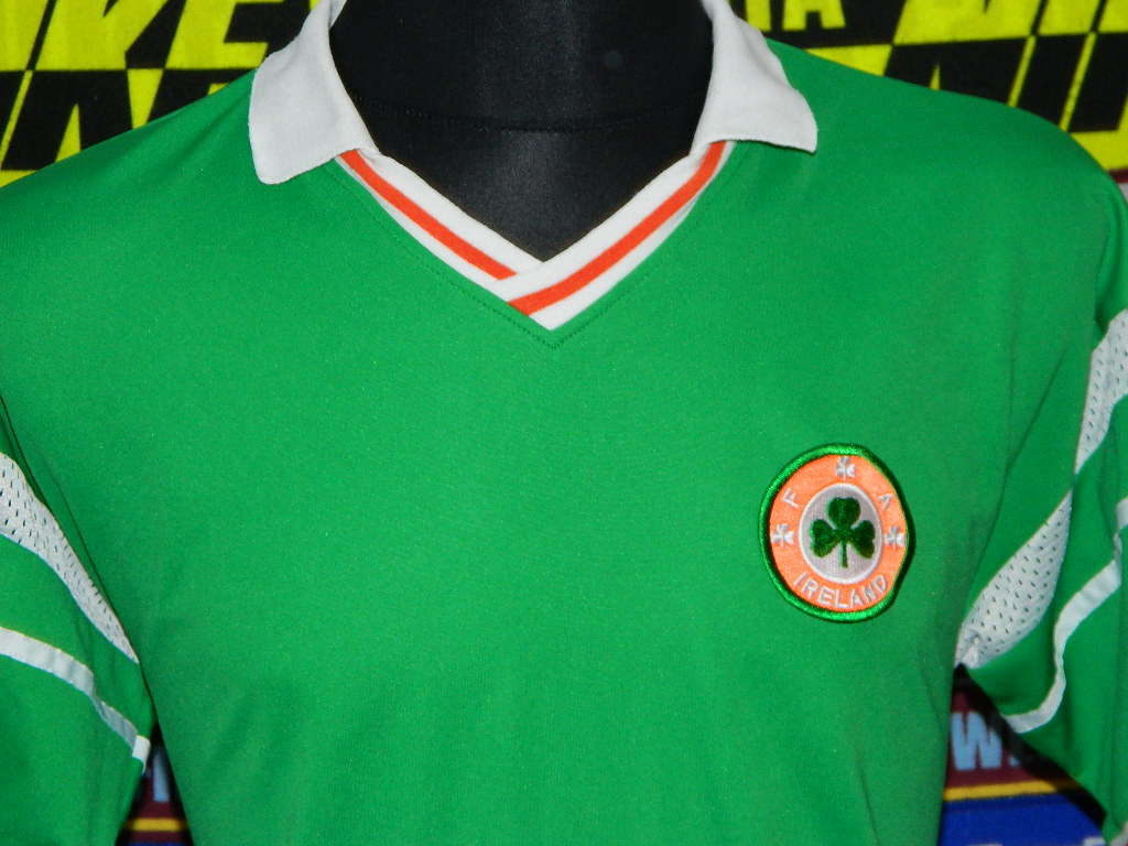 maillot république d\'irlande réplique 1988-1990 pas cher maillot république d\'irlande réplique 1988-1990 pas cher