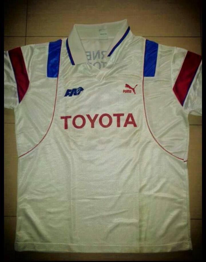 maillot singapour domicile 1989-1990 rétro