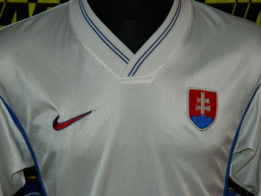 maillot slovaquie exterieur 1998-2000 pas cher