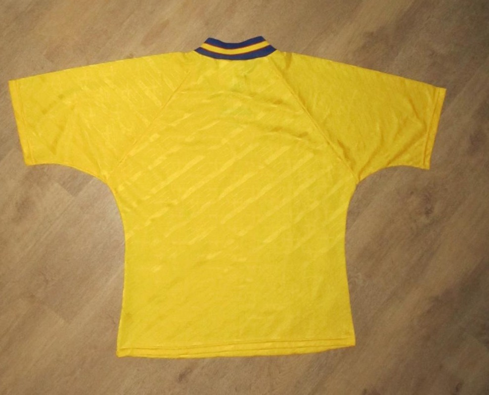 maillot suède domicile 1994-1996 rétro maillot suède domicile 1994-1996 rétro