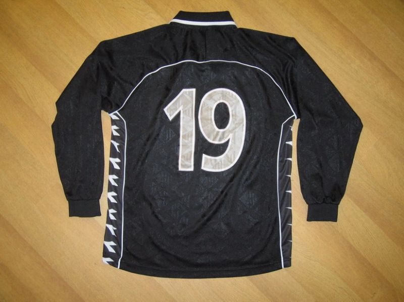 maillot torpedo moscou exterieur 2000 pas cher maillot torpedo moscou exterieur 2000 pas cher