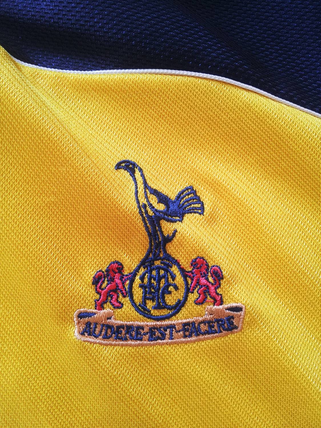 maillot tottenham hotspur exterieur 1999-2000 rétro maillot tottenham hotspur exterieur 1999-2000 rétro