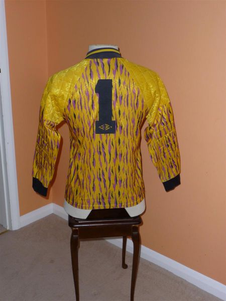 maillot tottenham hotspur gardien 1991-1993 pas cher maillot tottenham hotspur gardien 1991-1993 pas cher