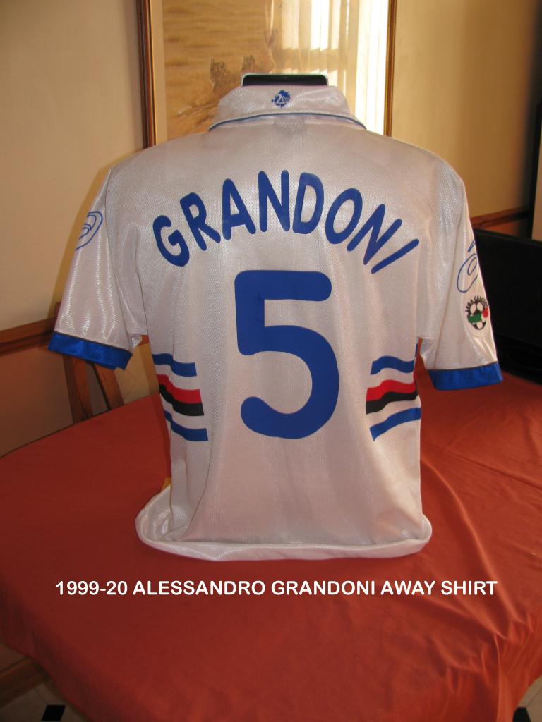 maillot uc sampdoria exterieur 1999-2000 rétro maillot uc sampdoria exterieur 1999-2000 rétro