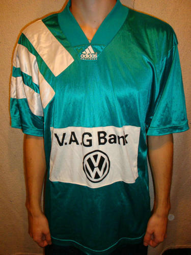maillot vfl wolfsbourg domicile 1991-1993 rétro