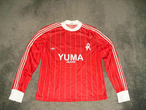 maillot vicenza calcio domicile 1982-1983 rétro maillot vicenza calcio domicile 1982-1983 rétro
