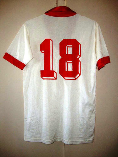 maillot vila nova exterieur 1984-1985 pas cher maillot vila nova exterieur 1984-1985 pas cher