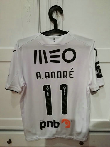 maillot vitória guimarães domicile 2018-2019 rétro maillot vitória guimarães domicile 2018-2019 rétro